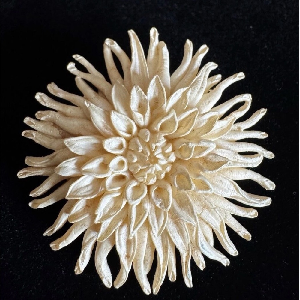 1940’s Vintage pin and earring set